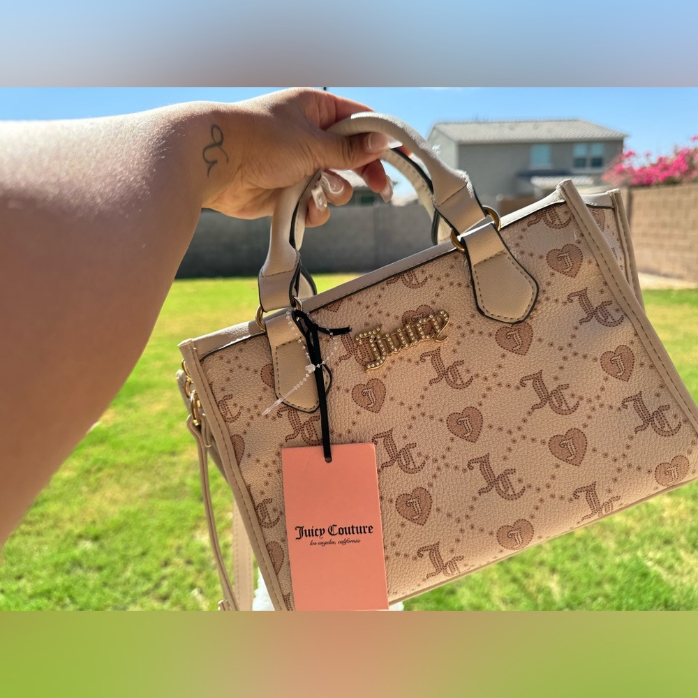 Juicy Couture Juicy Forever Tote 💕💕💕